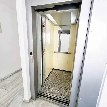 Atico Oviedo 50m Parking Center Wifi Apartment Fuengirola