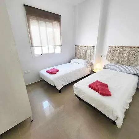 Atico Oviedo - 50m Parking Center Wifi Apartment Fuengirola