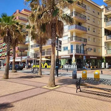 Atico Oviedo 50m Parking Center Wifi Apartment Fuengirola